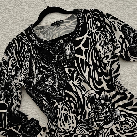 Pierri New York Floral Beaded Cardigan Sweater - Picture 5 of 15